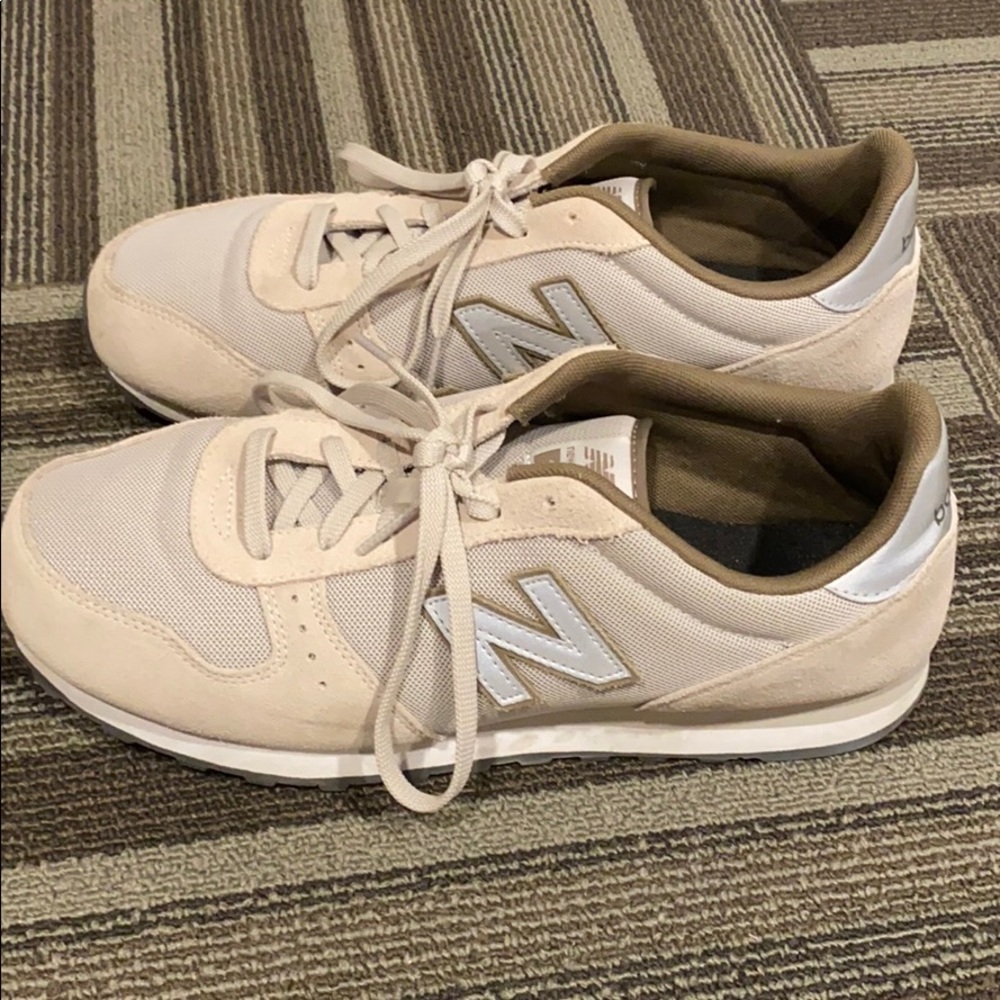 New Balance 311